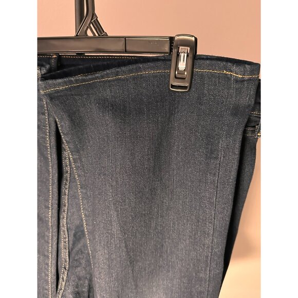 Signature Levi Strauss Women's Jeans Mid Rise Bootcut - Picture 12 of 12